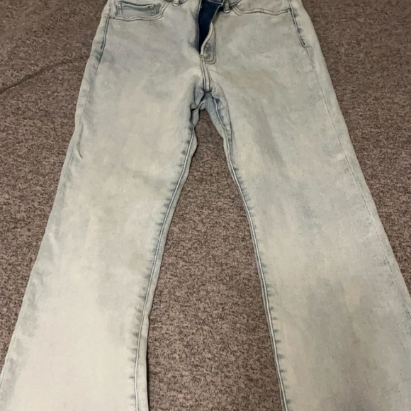 Express High Waisted Cropped Flare Jeans - Picture 3 of 5